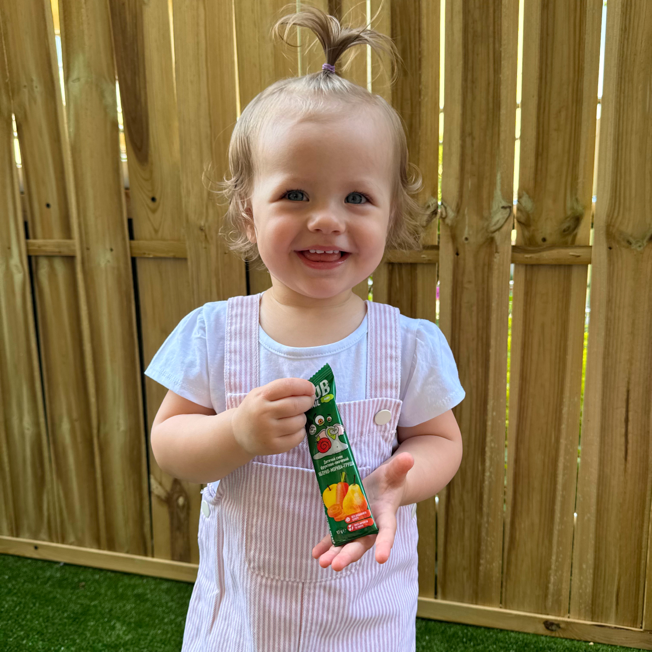 UA_baby-snack_apple-carrot 6-1